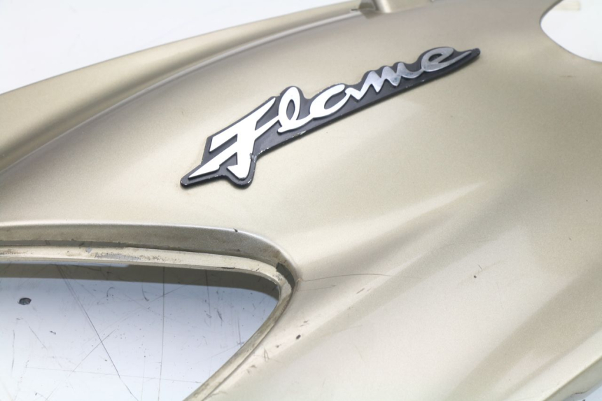 photo de REAR LEFT PANEL MBK FLAME 125 (2000 - 2004)