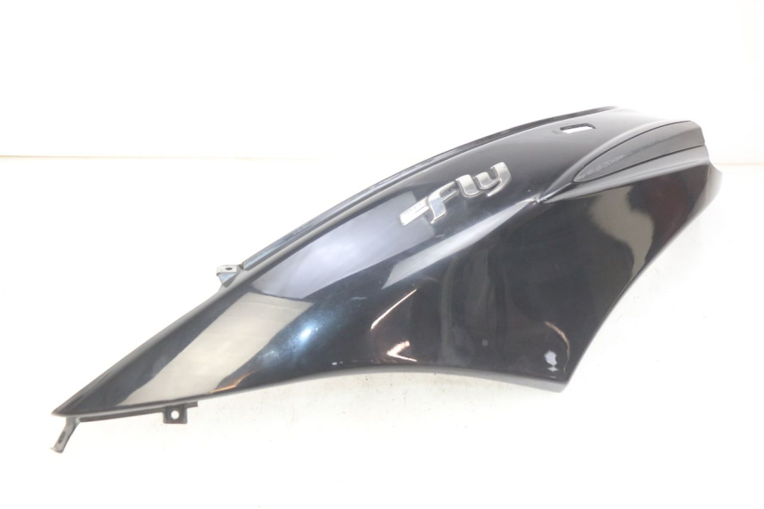 photo de LEFT REAR SIDE PANEL PIAGGIO FLY 4T 50 (2013 - 2017)