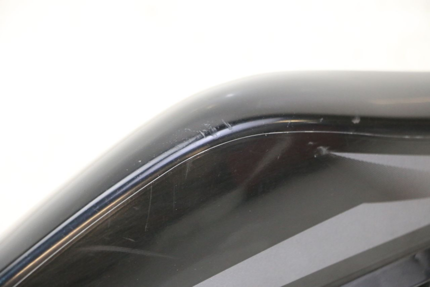 photo de REAR LEFT PANEL YAMAHA FZ6 FAZER S2 600 (2007 - 2011)