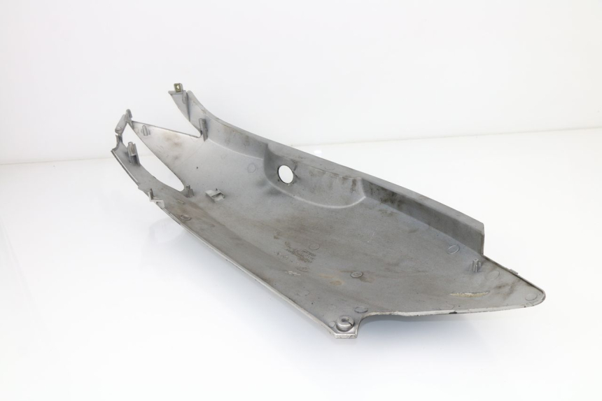 photo de REAR LEFT PANEL KYMCO GRAND DINK 125 (2002 - 2007)