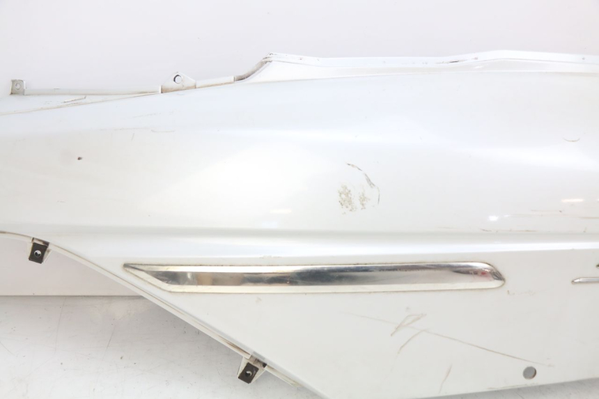 photo de LEFT REAR SIDE PANEL HONDA FES S-WING SWING ABS 125 (2007 - 2015)