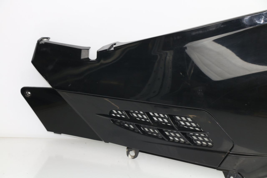 photo de LEFT REAR SIDE PANEL JONWAY AZTRAL 125 (2008 - 2017)