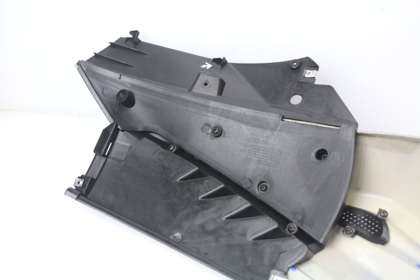 photo de REAR LEFT PANEL EUROCKA MATADOR 4T 50 (2017 - 2021)