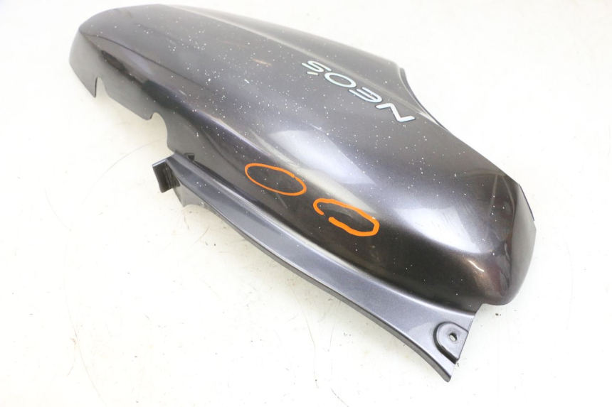 photo de REAR LEFT PANEL YAMAHA NEO'S NEOS 2T 50 (1998 - 2007) - Additional view of the item