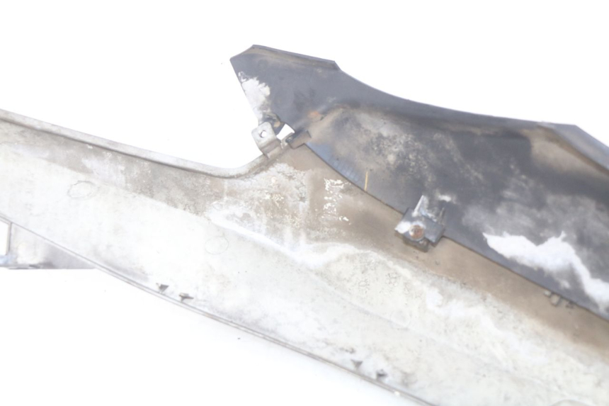 photo de LEFT REAR SIDE PANEL GILERA NEXUS 125 (2007 - 2009)