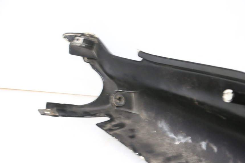 photo de REAR LEFT PANEL HONDA NSR R 125 (1994 - 2003) - Fixing points details