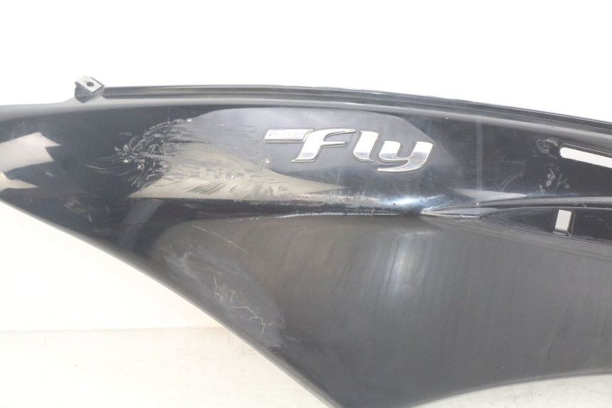 photo de LEFT REAR SIDE PANEL PIAGGIO FLY 4T 50 (2013 - 2017)