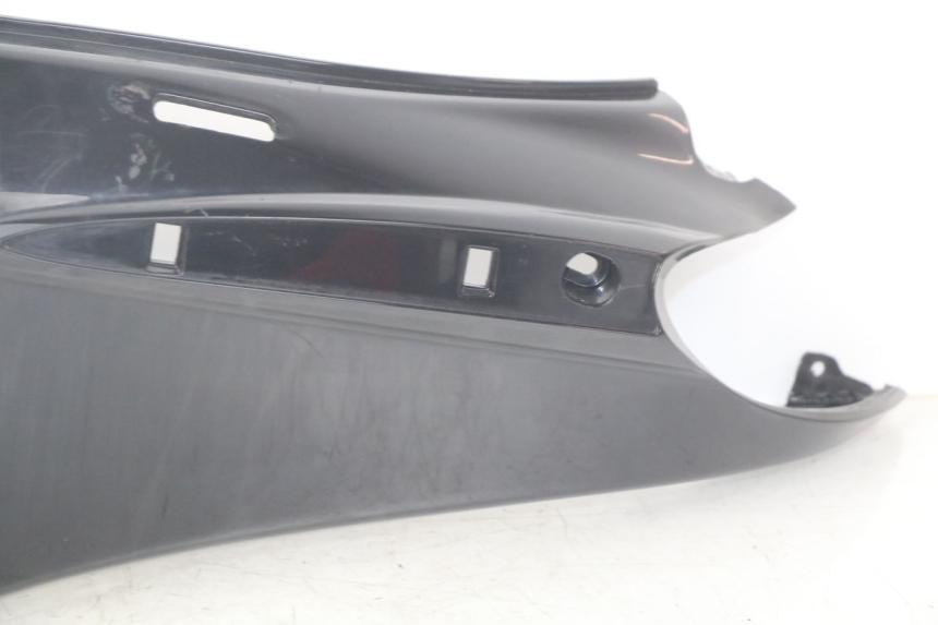 photo de LEFT REAR SIDE PANEL PIAGGIO FLY 4T 50 (2013 - 2017)