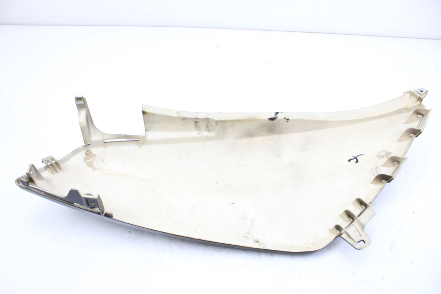 photo de LEFT REAR SIDE PANEL JM MOTORS SANTANA 50 (2014 - 2020)
