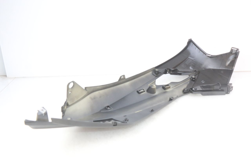 photo de LEFT REAR SIDE PANEL APRILIA SXR 50 (2021 - 2023)
