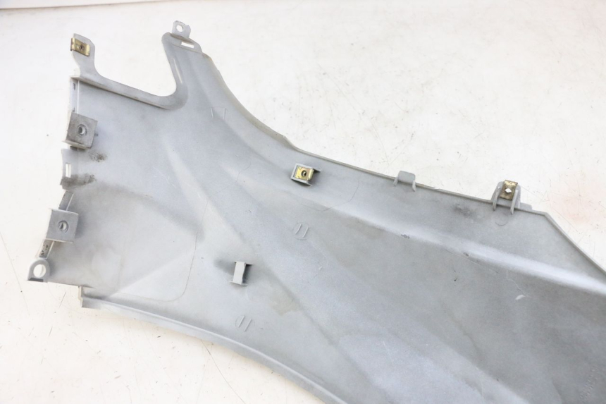 photo de REAR LEFT PANEL PEUGEOT TWEET PRO EFI 4T 50 (2021 - 2022)