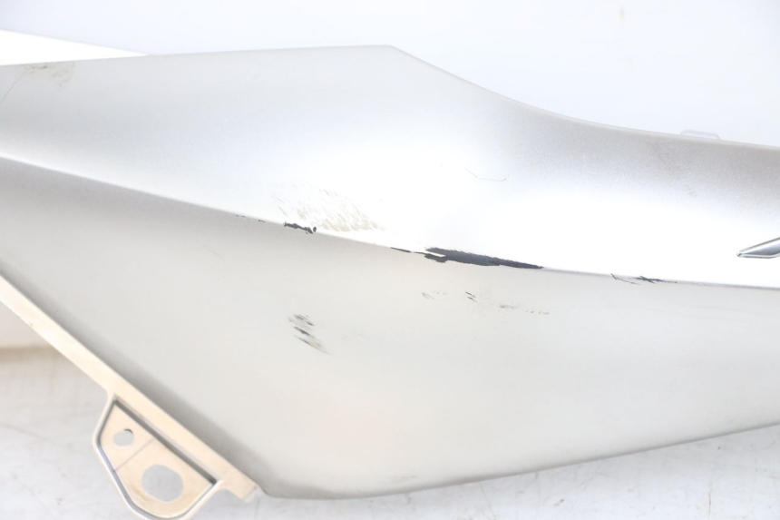 photo de LEFT REAR SIDE PANEL YAMAHA XMAX X-MAX ABS 125 (2017 - 2020) - Component zoom