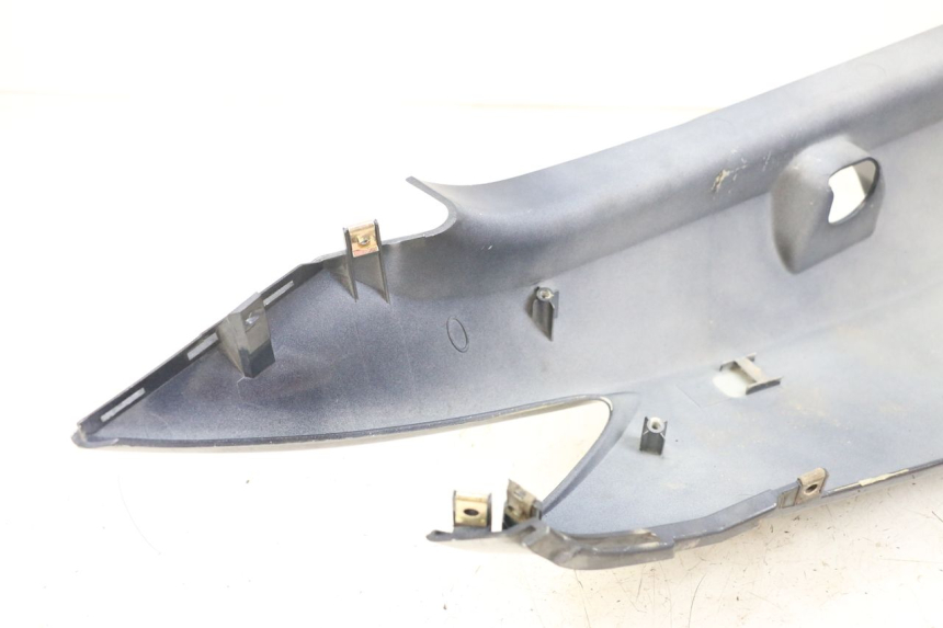 photo de LEFT REAR SIDE PANEL KYMCO XCITING 250 (2006 - 2009)