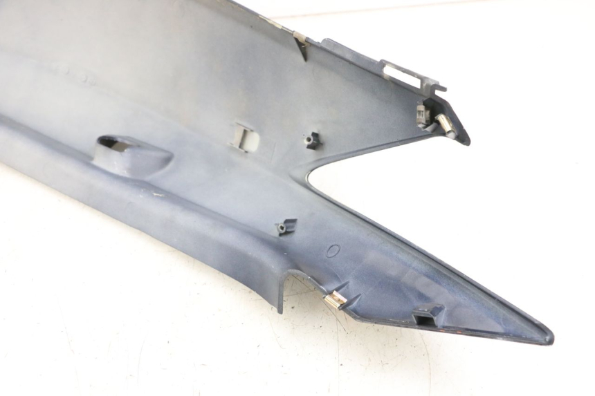 photo de LEFT REAR SIDE PANEL KYMCO XCITING 250 (2006 - 2009)