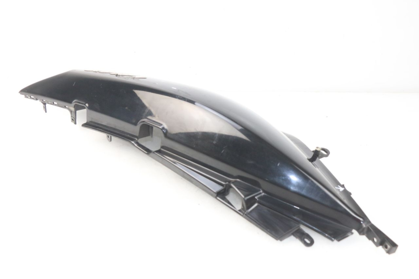 photo de LEFT REAR SIDE PANEL YAMAHA XP T-MAX TMAX ABS 500 (2004 - 2007)