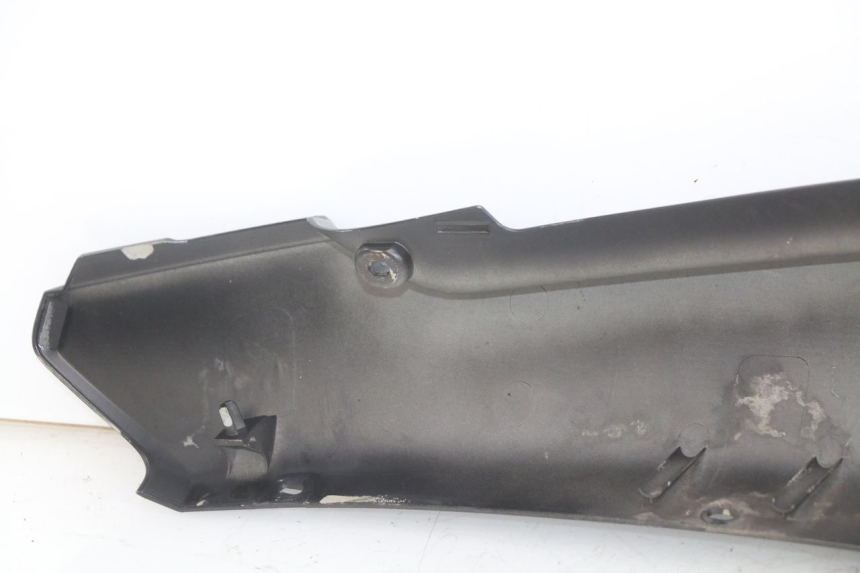 photo de LEFT REAR SIDE PANEL YAMAHA HW XENTER 125 (2011 - 2017)