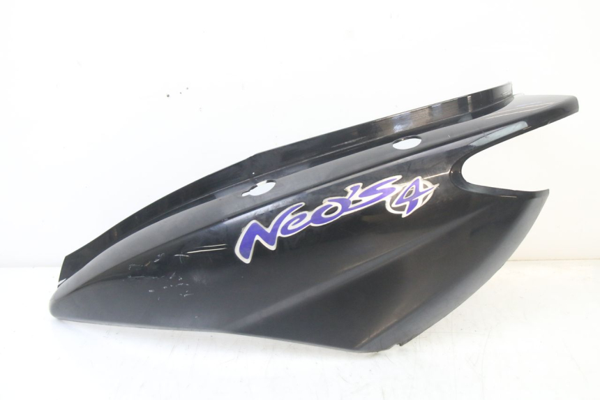 photo de REAR LEFT PANEL YAMAHA NEOS NEO'S 4T 50 (2008 - 2016)