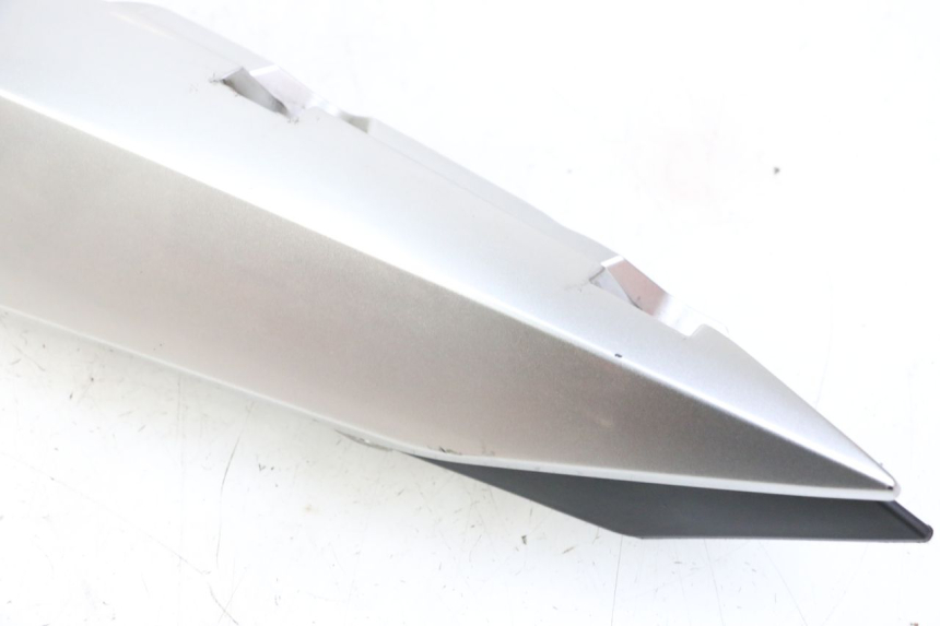 photo de REAR LEFT PANEL YAMAHA XJ6 ABS 600 (2008 - 2016)