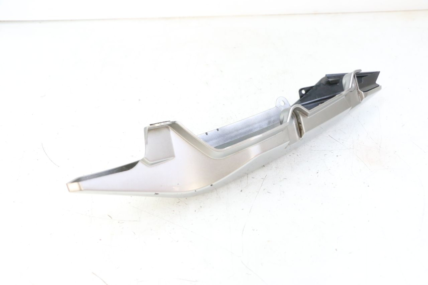 photo de REAR LEFT PANEL YAMAHA XJ6 ABS 600 (2008 - 2016)