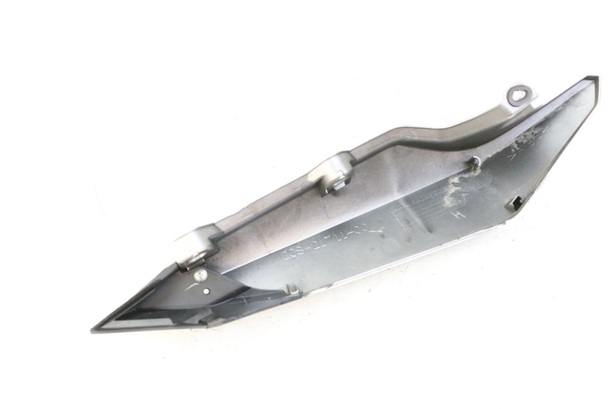 photo de REAR LEFT PANEL YAMAHA XJ6 ABS 600 (2008 - 2016)