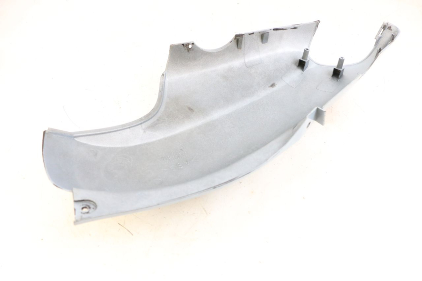 photo de REAR LEFT PANEL YAMAHA YN NEO'S 50 (1997 - 2004)