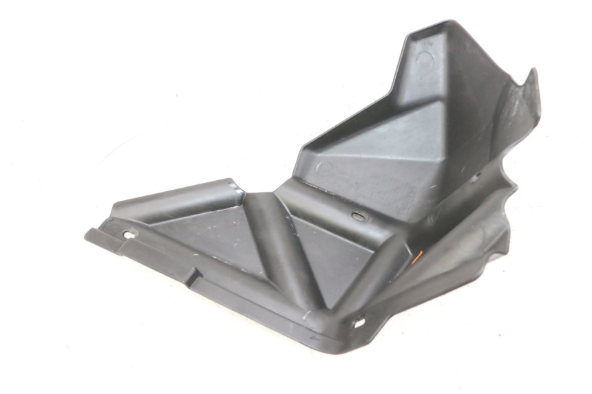 photo de RIGHT FRONT FAIRING MAG POWER BOMBERS 4T 50 (2016 - 2026) - Zoom on usage condition