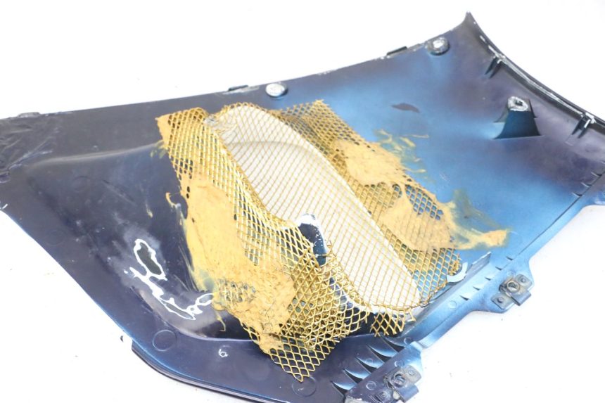 photo de RIGHT FRONT FAIRING HONDA CBR RR FIREBLADE 900 (1992 - 1994)