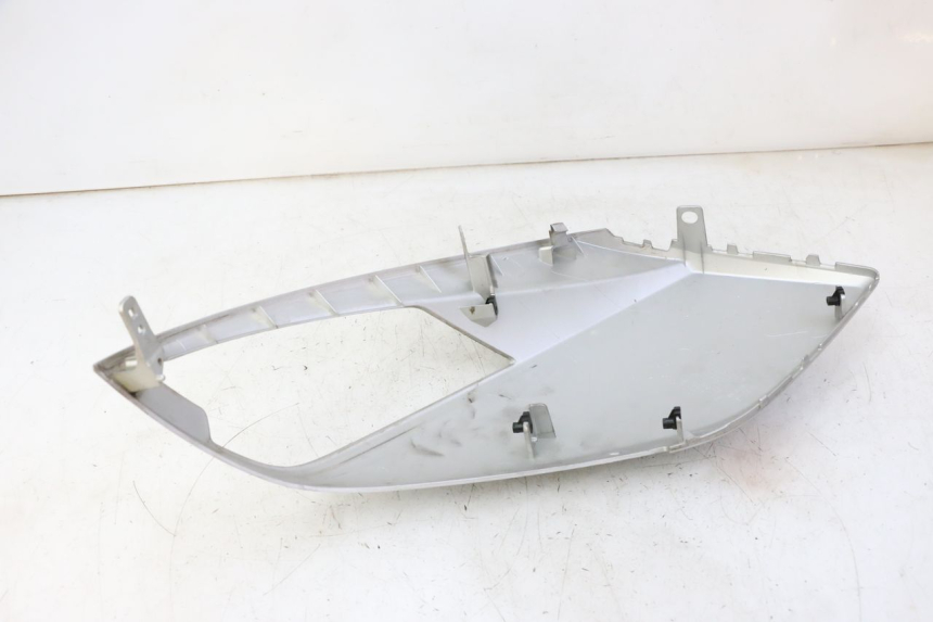 photo de RIGHT FRONT SIDE PANEL PEUGEOT CITYSTAR 50 (2013 - 2017)