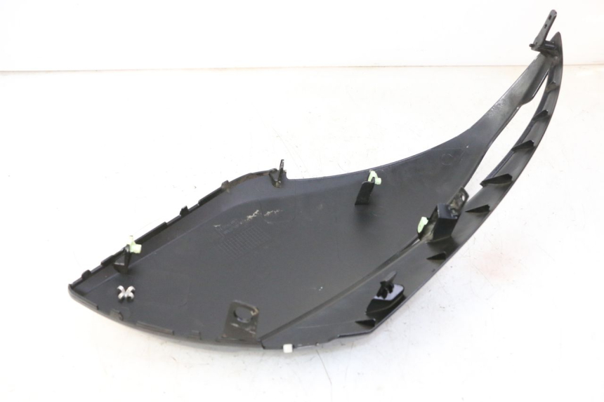 photo de RIGHT FRONT SIDE PANEL PEUGEOT CITYSTAR 50 (2013 - 2017)