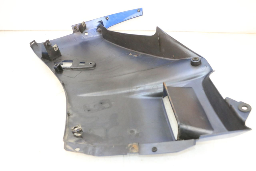 photo de RIGHT FRONT FAIRING KAWASAKI GPX R WARBIRD 600 (1988 - 1993) - Surface and material condition