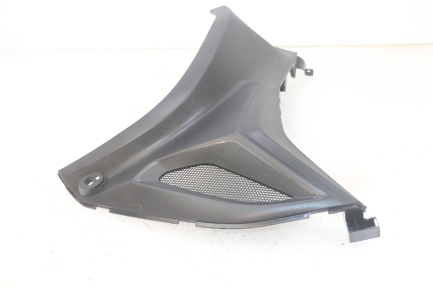 photo de RIGHT FRONT FAIRING PIAGGIO MP3 HPE 300 (2019 - 2026) - Alternative perspective