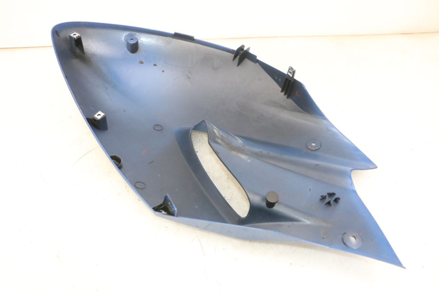 photo de RIGHT FRONT SIDE PANEL YAMAHA TDM ABS 900 (2002 - 2014) - Alternative perspective