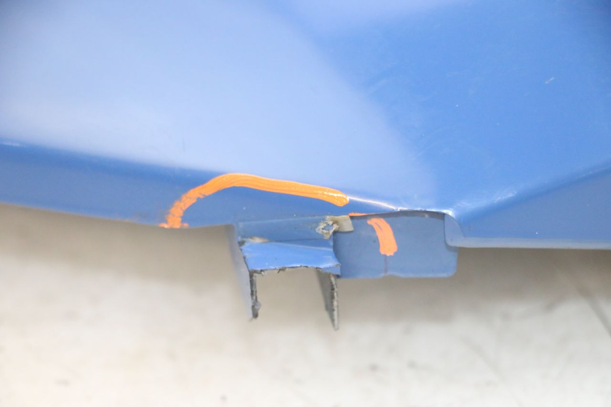 photo de RIGHT FRONT SIDE PANEL YAMAHA TDM ABS 900 (2002 - 2014) - Fixing points details