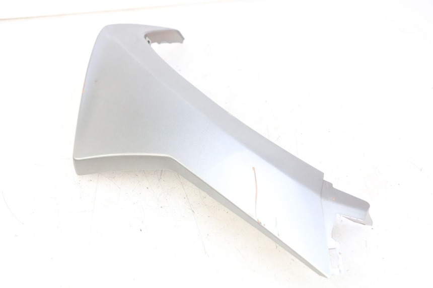 photo de RIGHT FRONT SIDE PANEL HONDA VISION NSC R 50 (2013 - 2015)