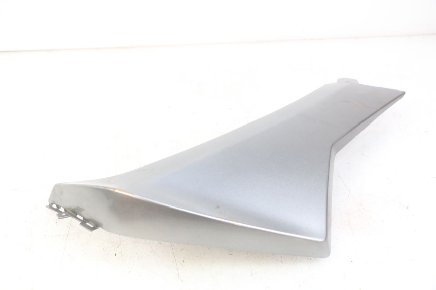 photo de RIGHT FRONT SIDE PANEL HONDA VISION NSC R 50 (2013 - 2015)