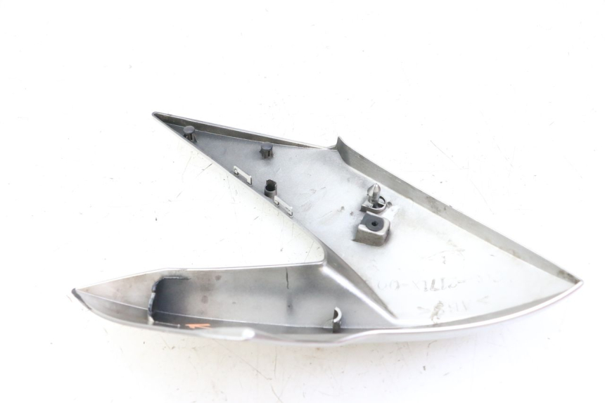 photo de RIGHT FRONT FAIRING YAMAHA XJ6 ABS 600 (2008 - 2016)