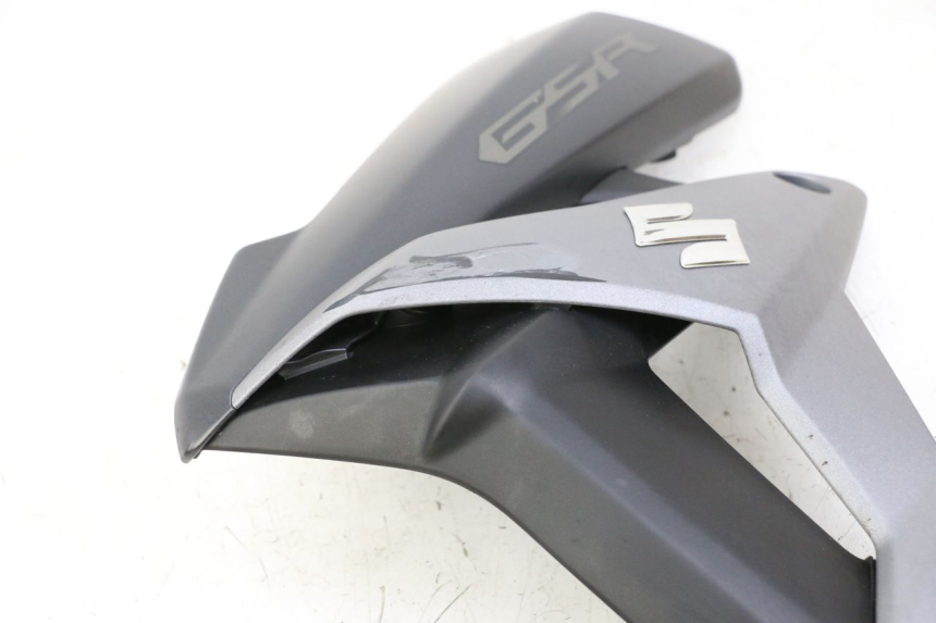 photo de LEFT FRONT FAIRING SUZUKI GSR 750 (2011 - 2017)