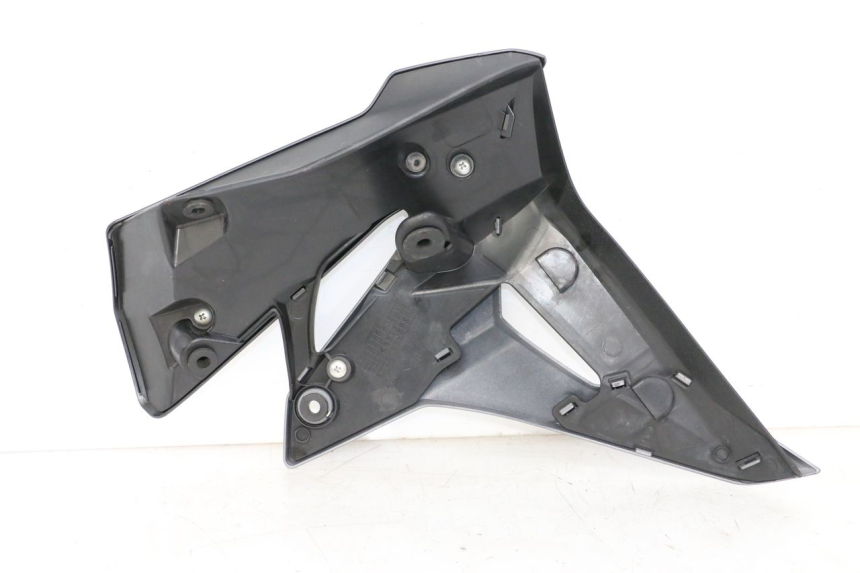 photo de LEFT FRONT FAIRING SUZUKI GSR 750 (2011 - 2017)