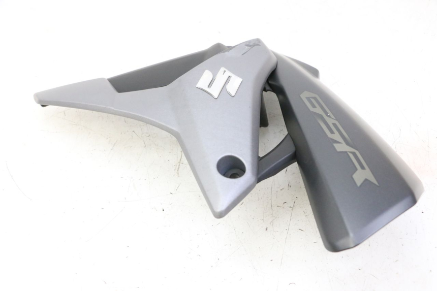 photo de LEFT FRONT FAIRING SUZUKI GSR 750 (2011 - 2017)