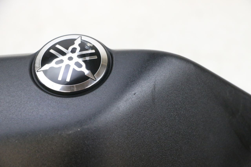 photo de LEFT FRONT FAIRING YAMAHA MT-07 MT07 ABS 700 (2018 - 2020) - Zoom on usage condition