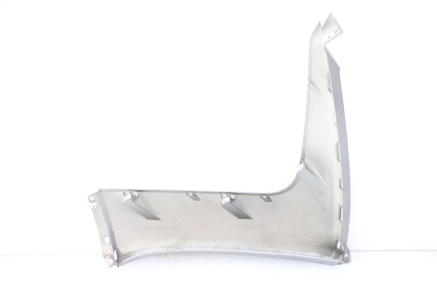 photo de LEFT FRONT FAIRING PEUGEOT SATELIS 125 (2013 - 2018)