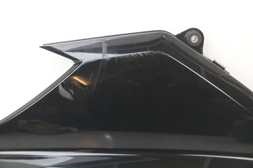 photo de LEFT FRONT FAIRING YAMAHA XMAX X-MAX ABS 125 (2014 - 2016) - Surface and material condition