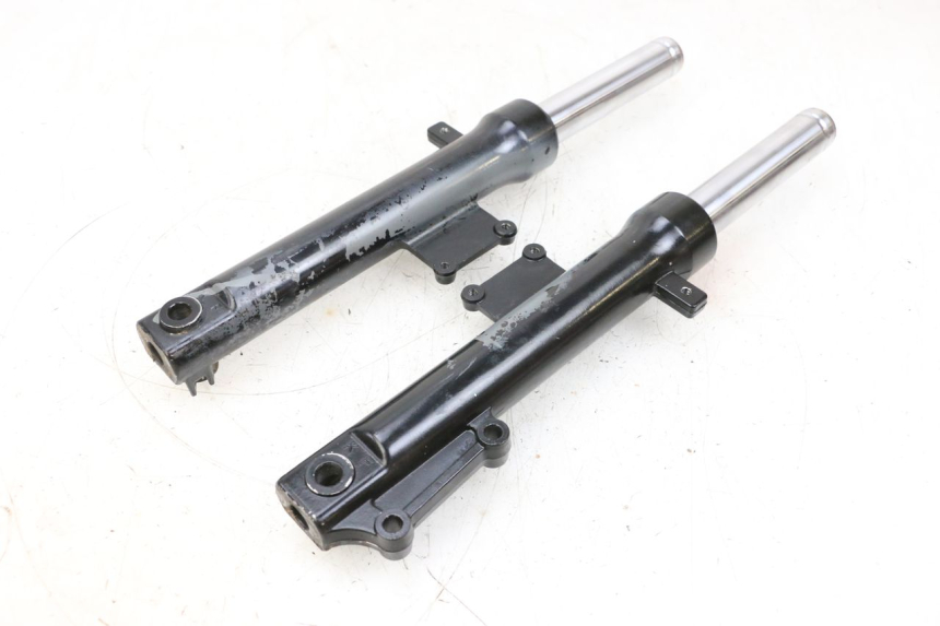 photo de FORK TUBE KYMCO AGILITY 4T 50 (2018 - 2022) - Surface and material condition