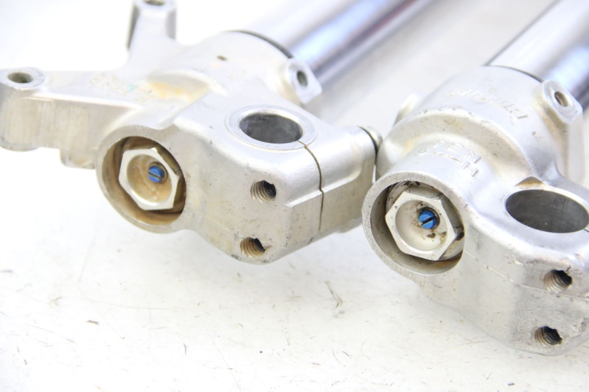 photo de FORK TUBE HONDA CRF 250 (2010 - 2013)