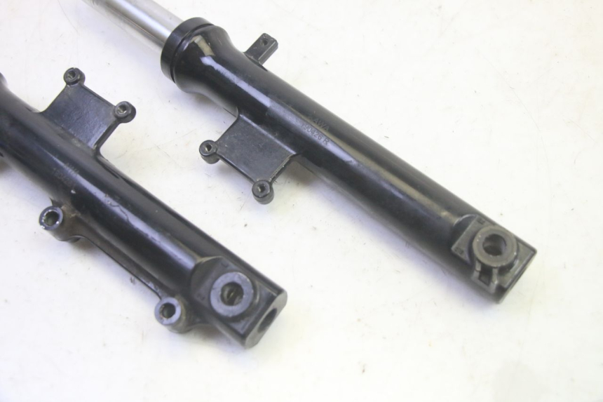 photo de FORKS LEG SYM CROX 4T 50 (2016 - 2023) - Technical close-up