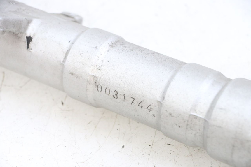 photo de RIGHT FORKS LEG YAMAHA FZ6 N FAZER 600 (2004 - 2006) - Component detail