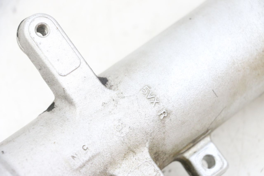 photo de RIGHT FORKS LEG YAMAHA FZ6 N FAZER 600 (2004 - 2006) - Technical close-up