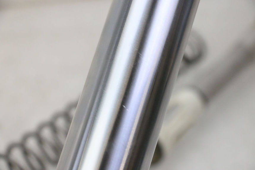 photo de RIGHT FORKS LEG YAMAHA YZF YZ-F 450 (2014 - 2016)