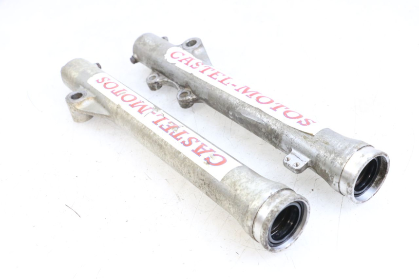 photo de FORKS LEG YAMAHA DTLC 125 (1982 - 1987)