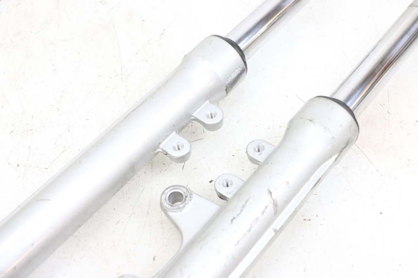 photo de FORKS LEG MBK FLIPPER 115 (2013 - 2017) - Fixing points details